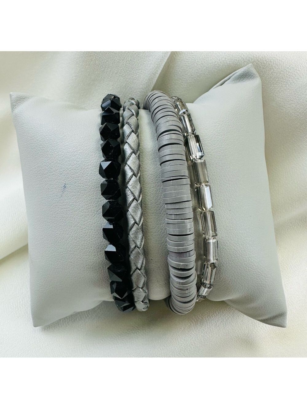 Victoria Emerson 3 row mix crystal bead bracelet boho Magnetic clasp grey black